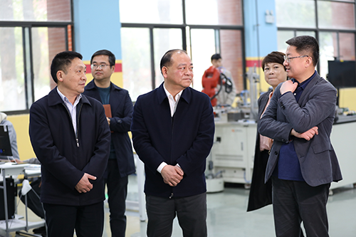 株洲市人社局党组书记、局长潘庆一行到开云网页版页面登录调研湖南省第一届职业技能大赛赛事准备情况