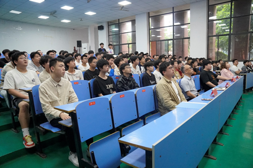 “筑梦航空,奋斗未来”——航空工程系团总支(学生会)召开换届大会