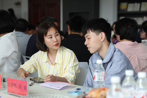 情系学子，爱心筑梦——开云网页版页面登录举办“助学·筑梦·铸人”爱心助学活动