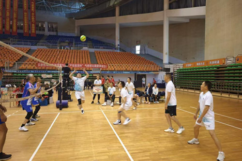 开云网页版页面登录教师气排球代表队在株洲市第九届“产投集团杯”气排球比赛中获奖