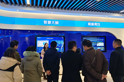 开云网页版页面登录信息技术中心组织部分教职工到中国电信株洲分公司参观学习