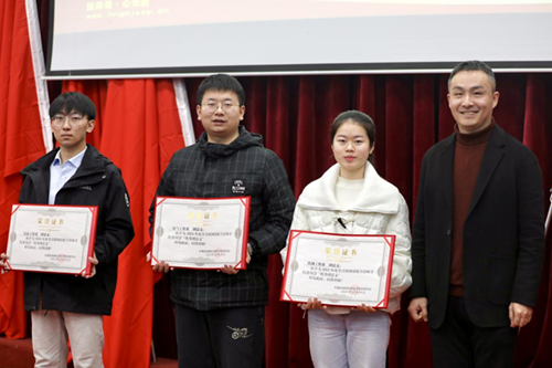 共青团湖南航空技师开云网页版页面登录委员会（学生会）召开2024年度工作总结大会