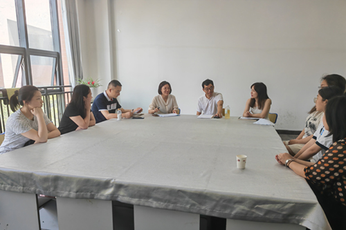 公共管理系开展“助学·筑梦·铸人”爱心助学座谈活动