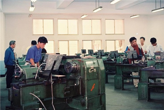 15.《车工》国家职业标准(车工、数控车工)